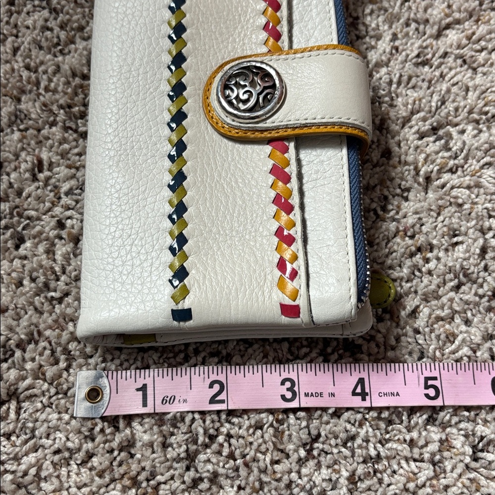 Brighton White Leather Wallet - Picture 10 of 13